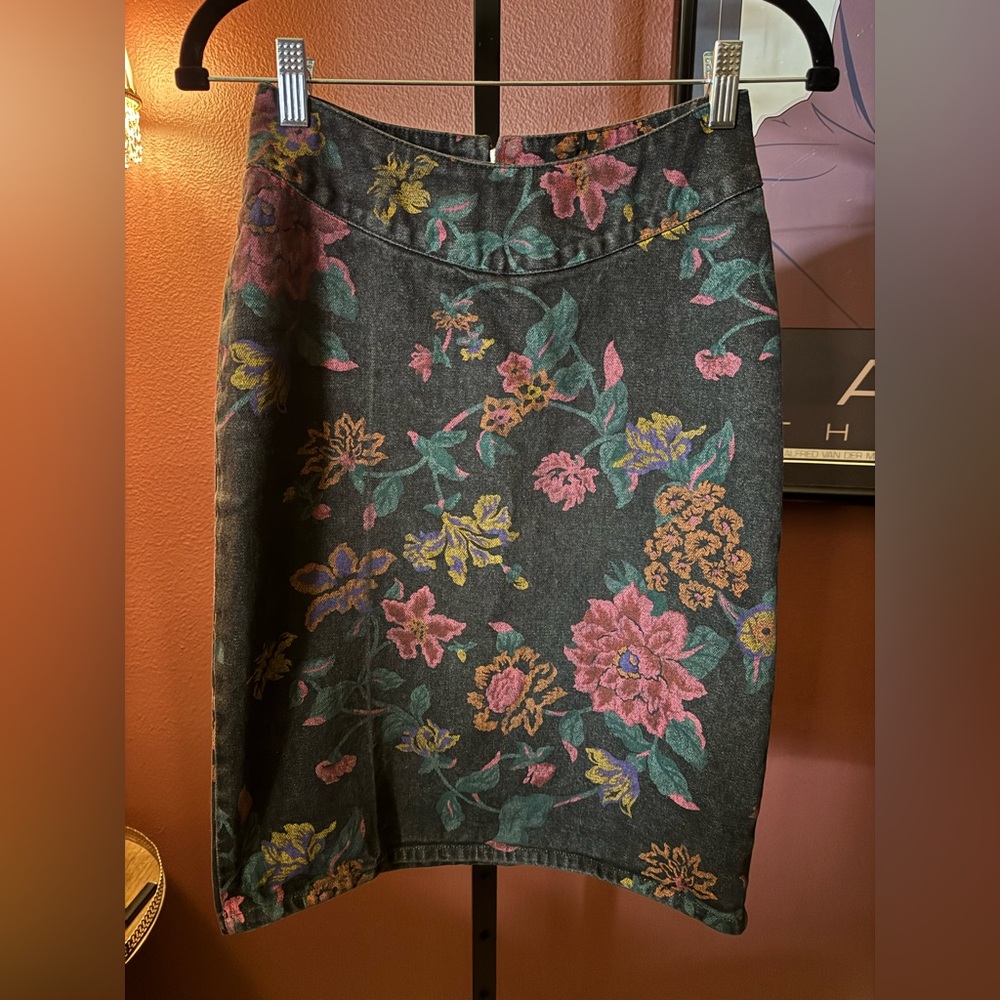 VTG Shades Floral Denim Skirt